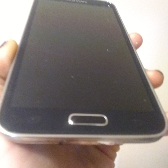 Phone - Picture 4 of 4